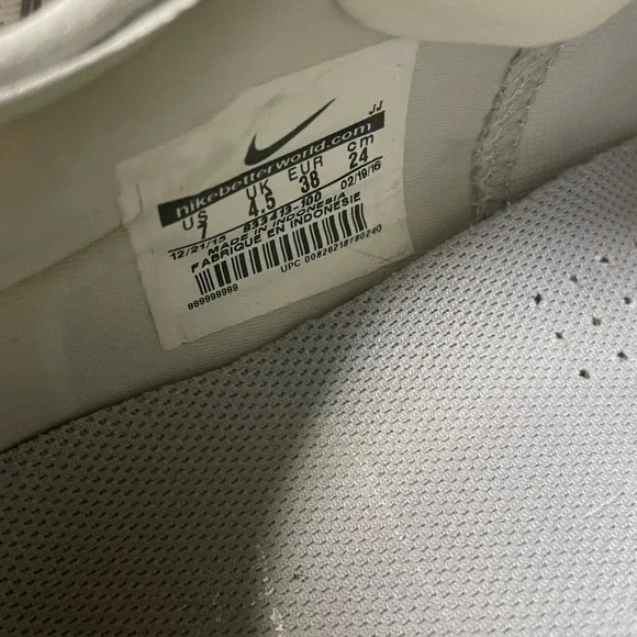 Nike Free Run TR 6 Womens Running Sneakers size 7 White/Grey - Picture 4 of 10